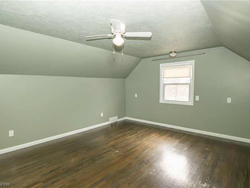 2528 N Haven Boulevard, Cuyahoga Falls, OH 44223 Photo 24