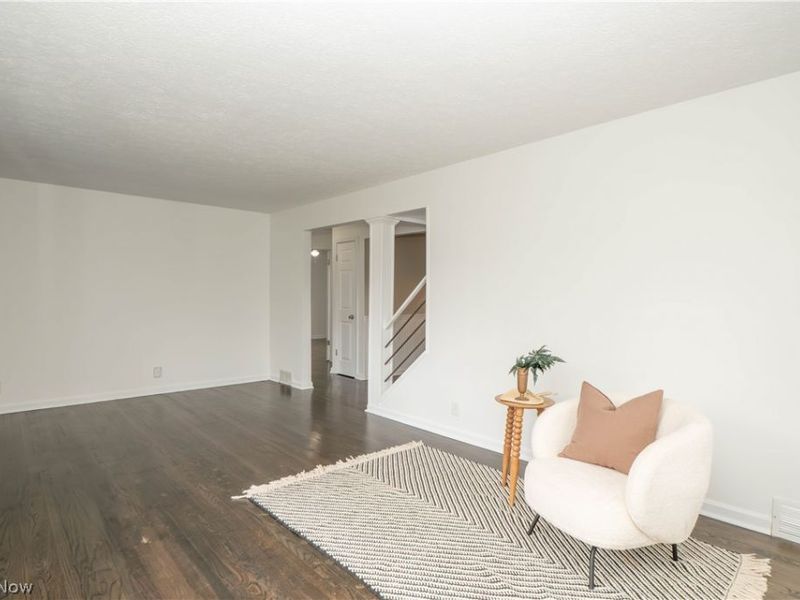 2528 N Haven Boulevard, Cuyahoga Falls, OH 44223 Photo 8