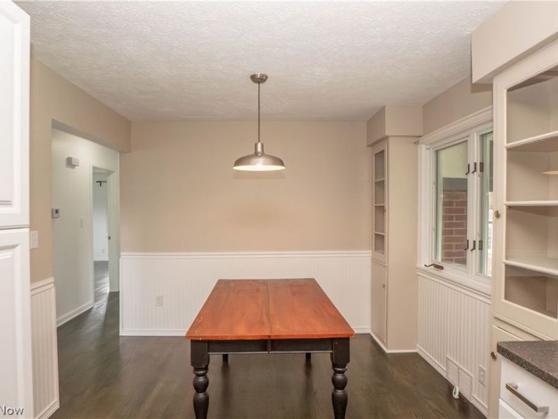 2528 N Haven Boulevard, Cuyahoga Falls, OH 44223 Photo 9