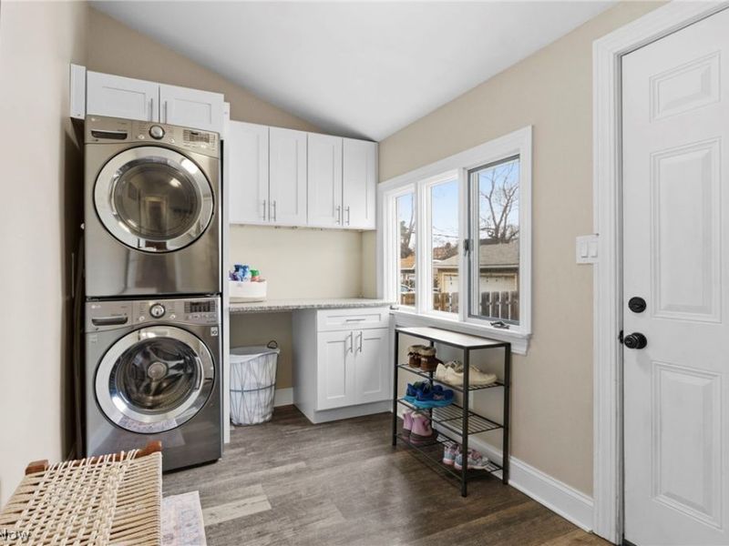 3525 Silsby Road, University Heights, OH 44118 Photo 11