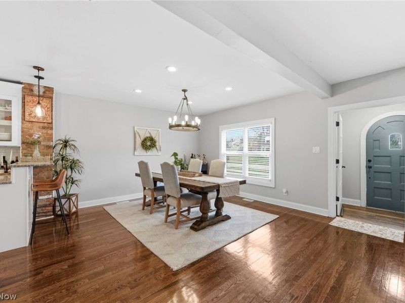 3525 Silsby Road, University Heights, OH 44118 Photo 5