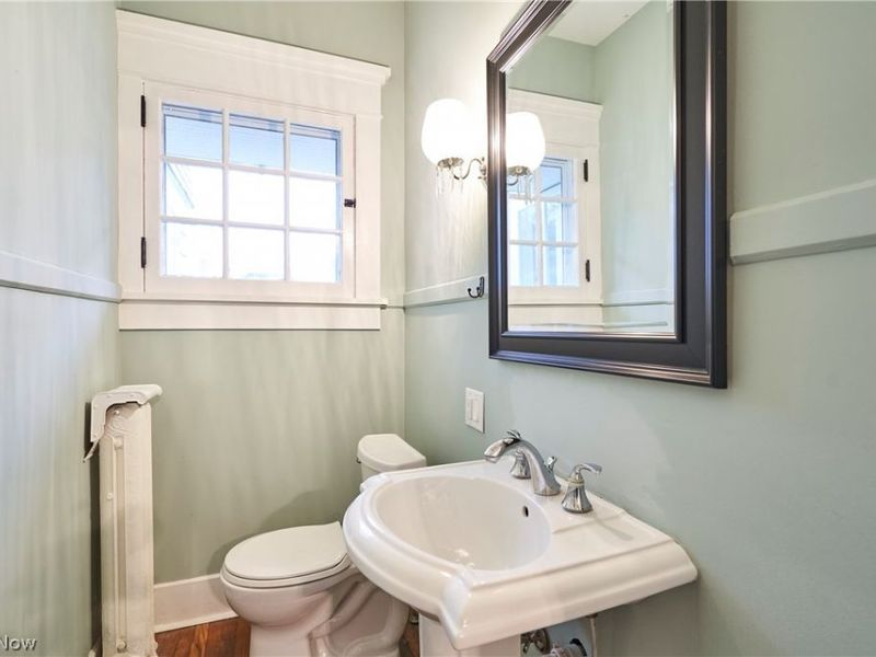 100 Mayfield Avenue, Akron, OH 44313 Photo 11