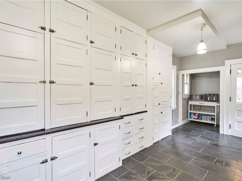 100 Mayfield Avenue, Akron, OH 44313 Photo 15