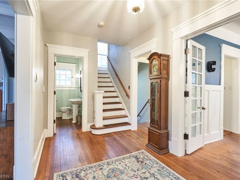 100 Mayfield Avenue, Akron, OH 44313 Photo 3