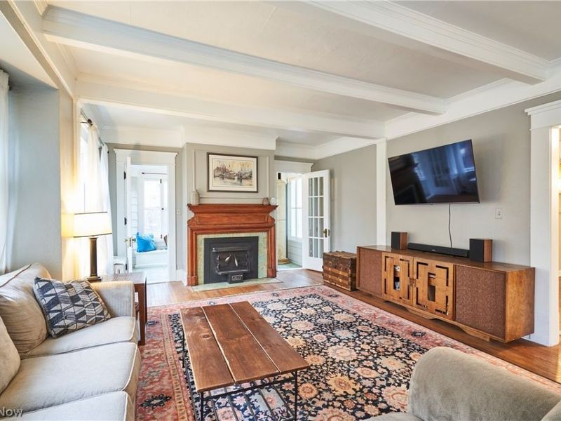 100 Mayfield Avenue, Akron, OH 44313 Photo 4