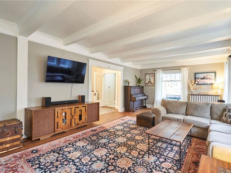 100 Mayfield Avenue, Akron, OH 44313 Photo 5