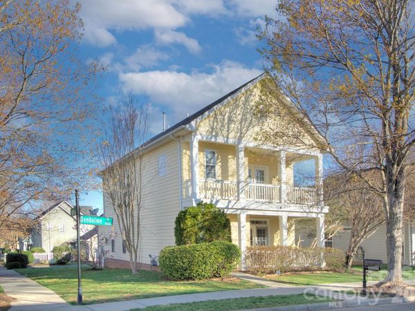 9623 Denbolme Street , Huntersville, NC 28078