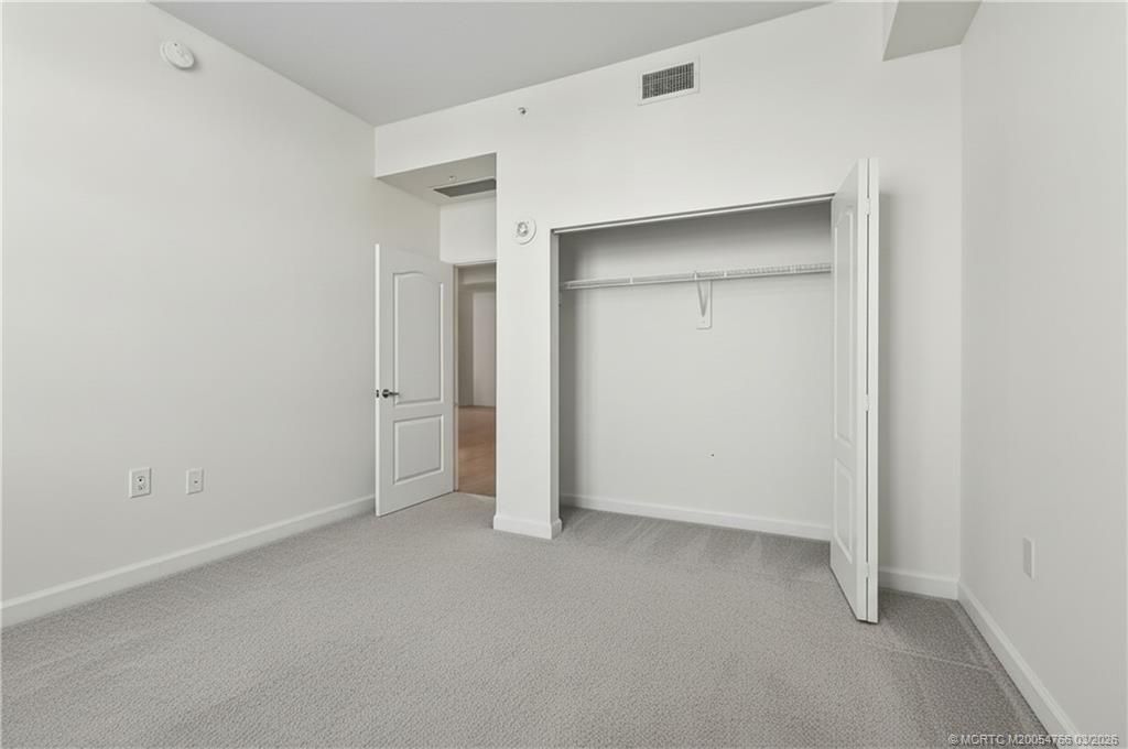 410 Evernia Street, Unit 202, West Palm Beach, FL 33401 Photo