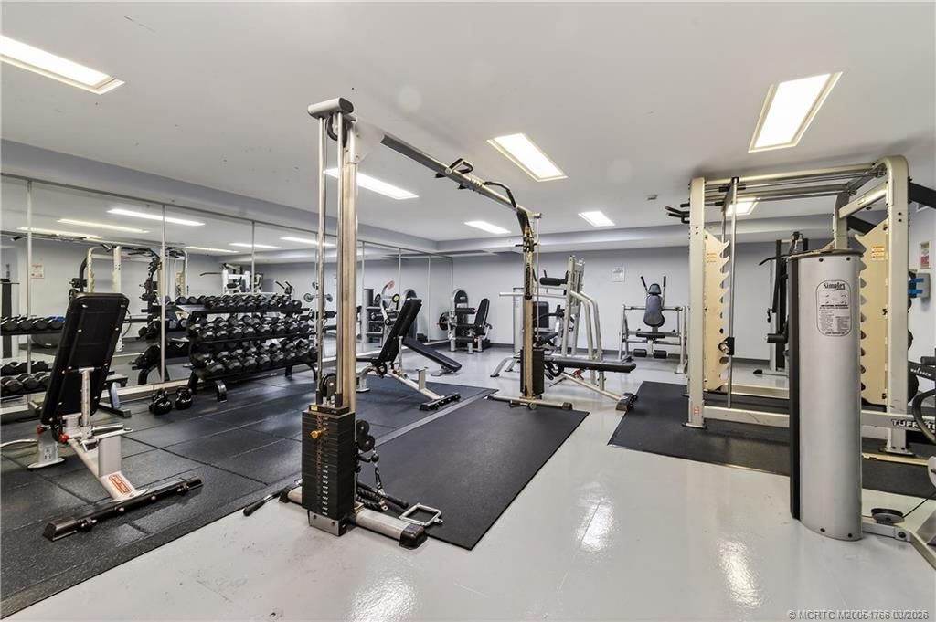 410 Evernia Street, Unit 202, West Palm Beach, FL 33401 Photo