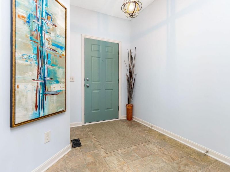 5996 Caplinger Avenue, Westerville, OH 43081 Photo 2