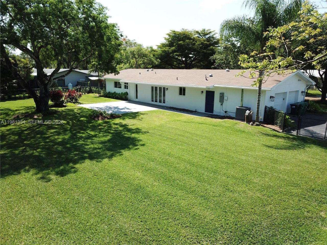 10343 SW 114th St , Miami, FL 33176 Photo