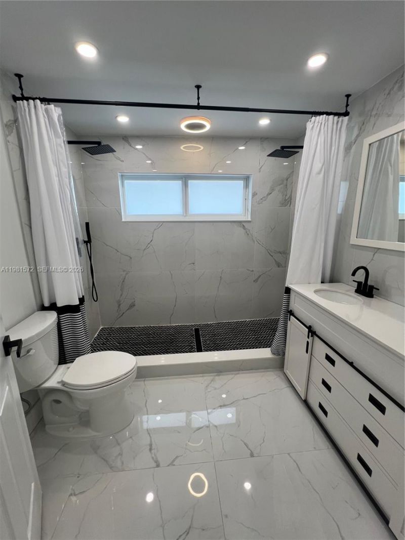 140 Pocatella St , Unit 140, Miami Springs, FL 33166 Photo