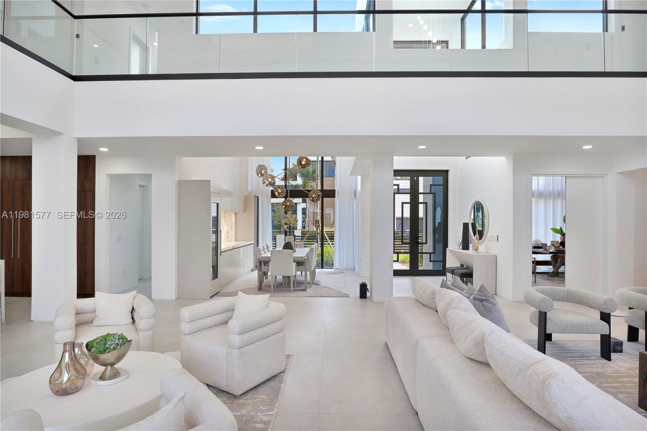 2311 SW 108th Ter , Davie, FL 33324 Photo