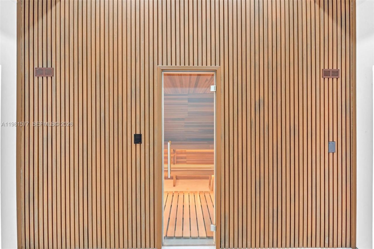 2311 SW 108th Ter , Davie, FL 33324 Photo