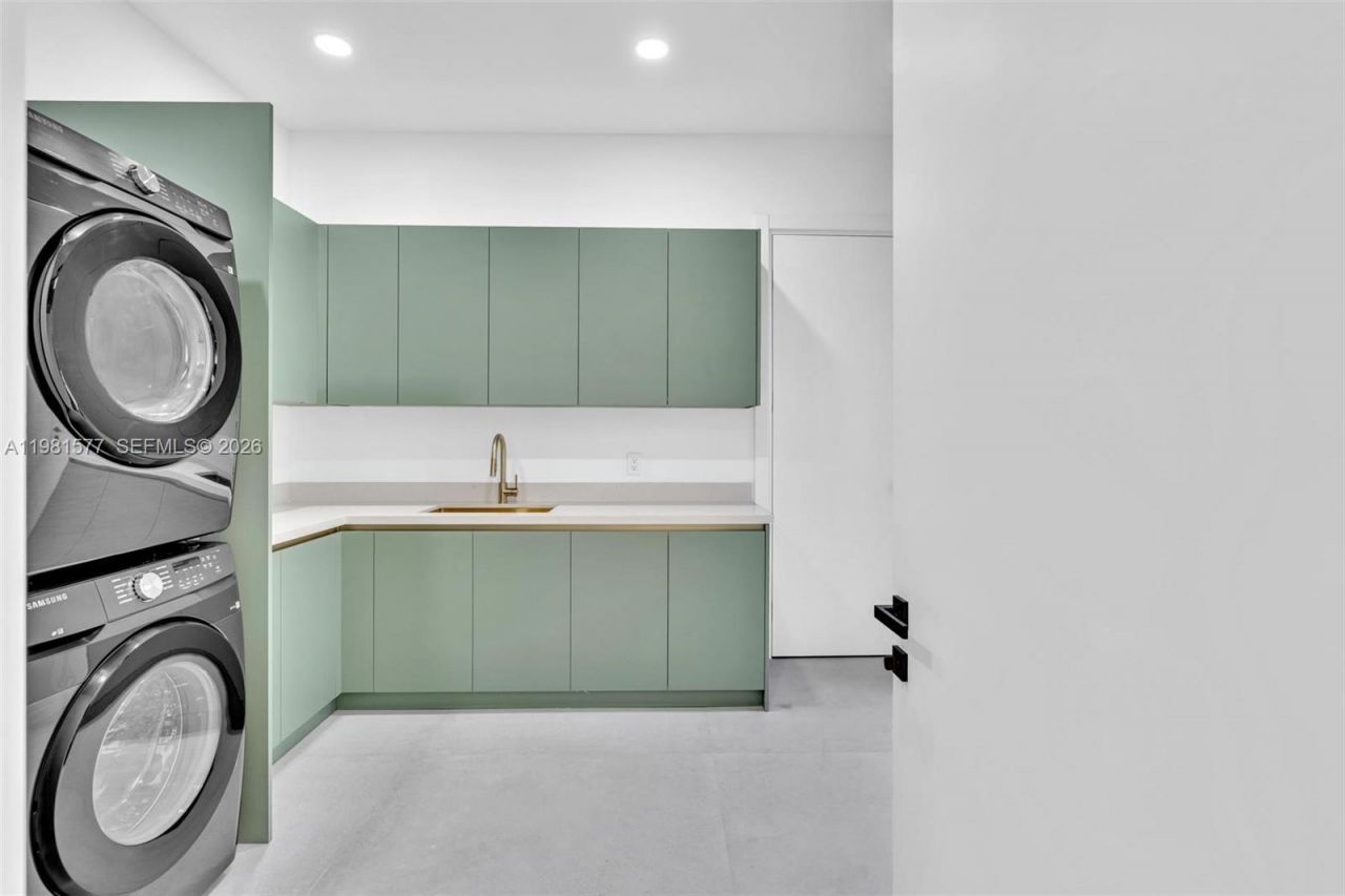 2311 SW 108th Ter , Davie, FL 33324 Photo