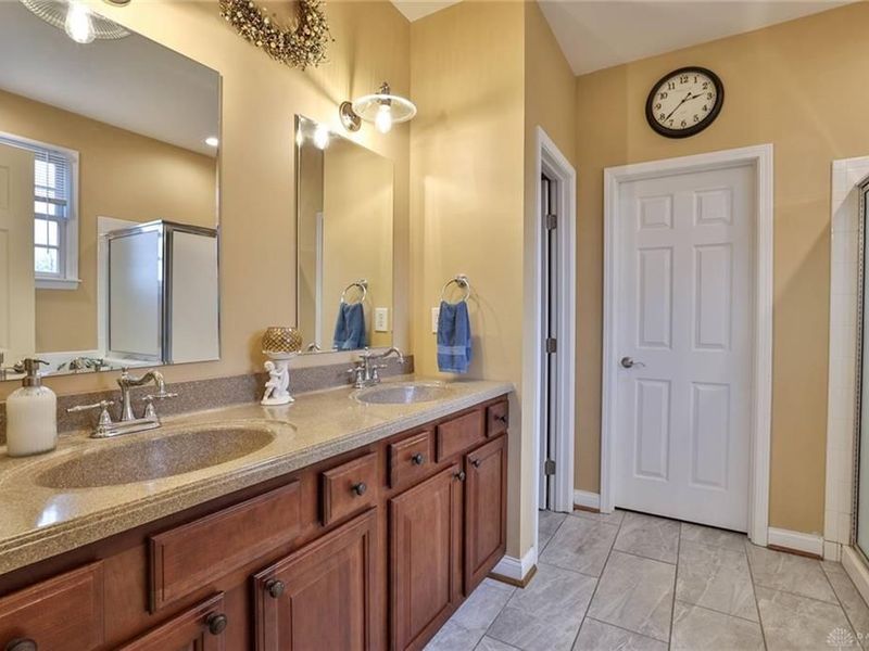 396 Country Manor Drive, Adams Township, OH 45177 Photo 18