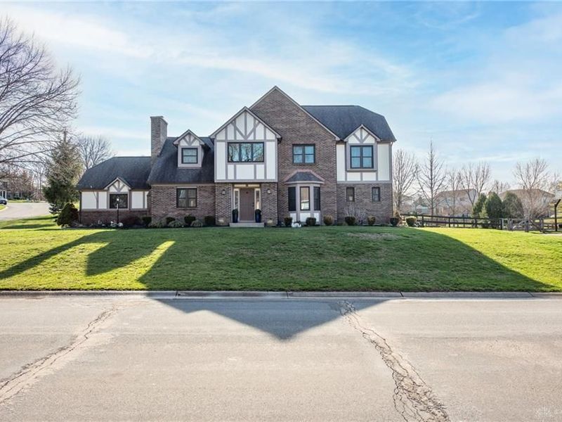 5445 Pine Vista Court, West Chester, OH 45069 Photo 4