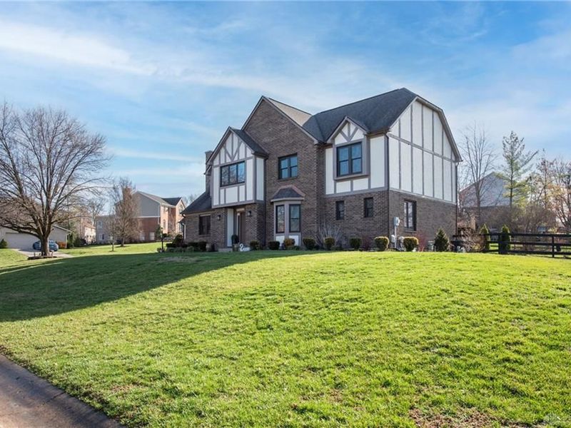 5445 Pine Vista Court, West Chester, OH 45069 Photo 5