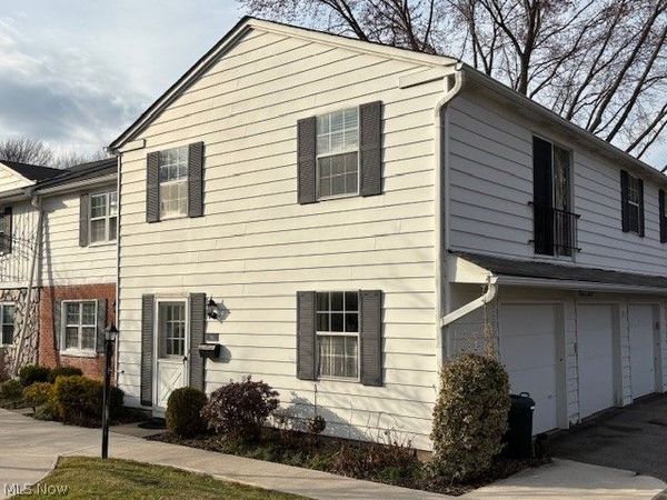 19660 Lorain Road , Unit 25, Fairview Park, OH 44126