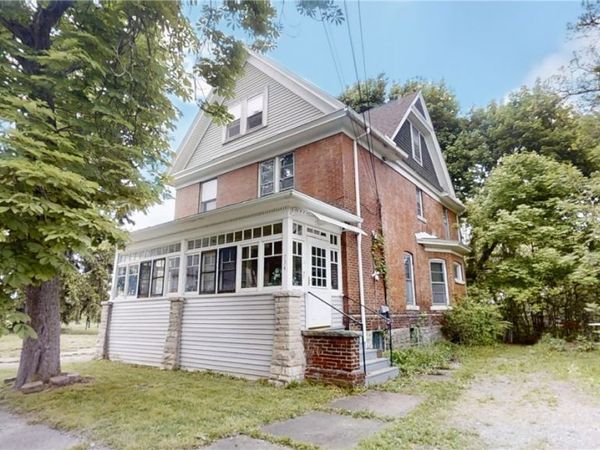734 Willow Avenue, Niagara Falls, NY 14305