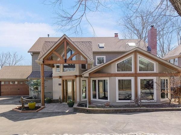 403 Navajo Lane, Lake Quivira, KS 66217