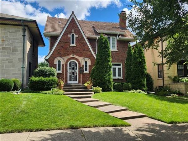 1220 N Euclid Avenue, Oak Park, IL 60302