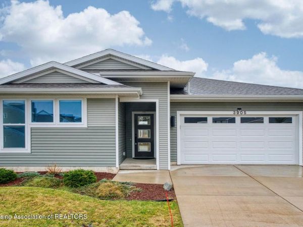 3905 Quarterhorse Road, East Lansing, MI 48823