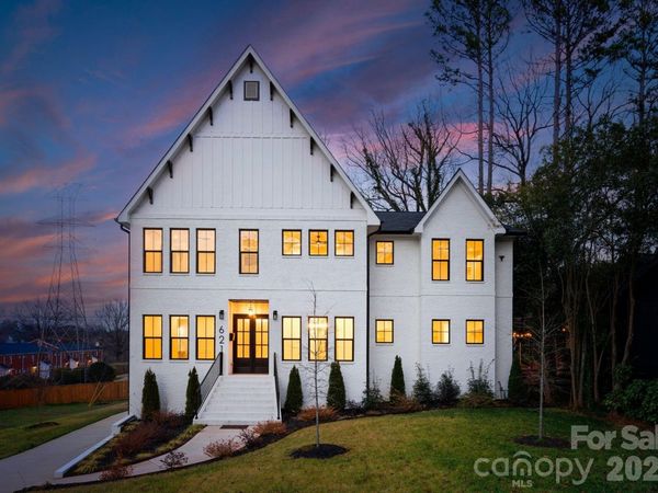 621 Poindexter Drive, Charlotte, NC 28209