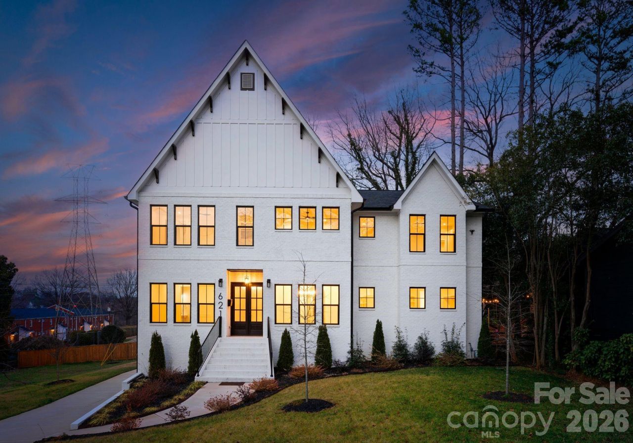 621 Poindexter Drive, Charlotte, NC 28209 Main Photo