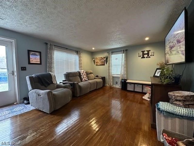 226 Liberty Street E, East Canton, OH 44730 Photo 9