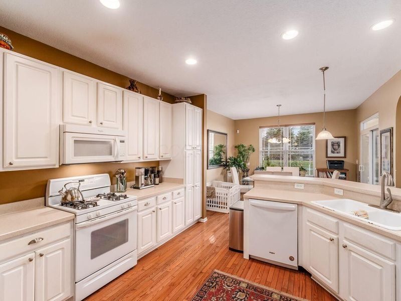 8170 Artisan Way, Reynoldsburg, OH 43068 Photo 9