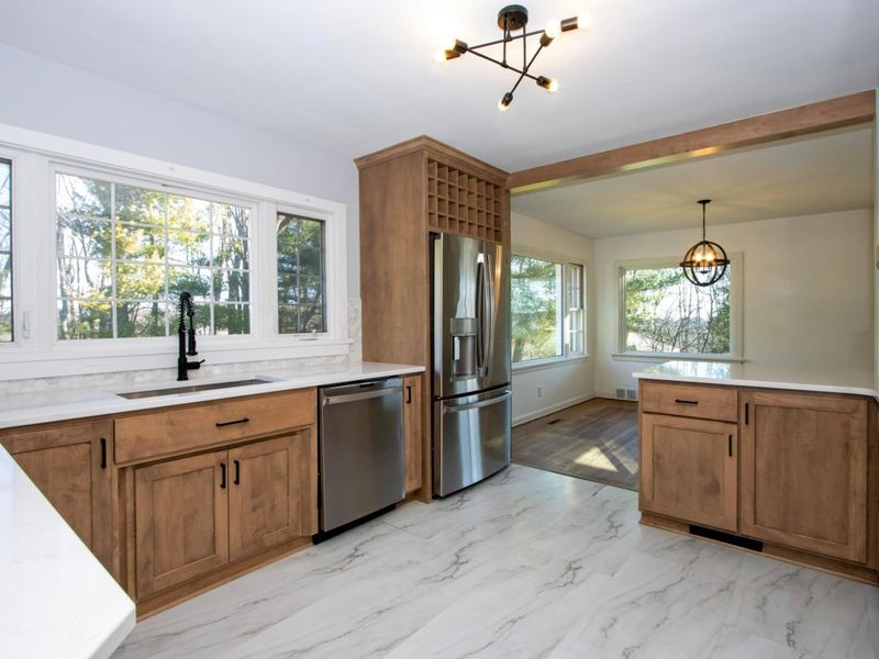 800 W Main Street , Loudonville, OH 44842 Photo 12