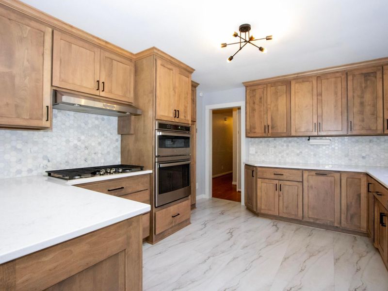 800 W Main Street, Loudonville, OH 44842 Photo 13