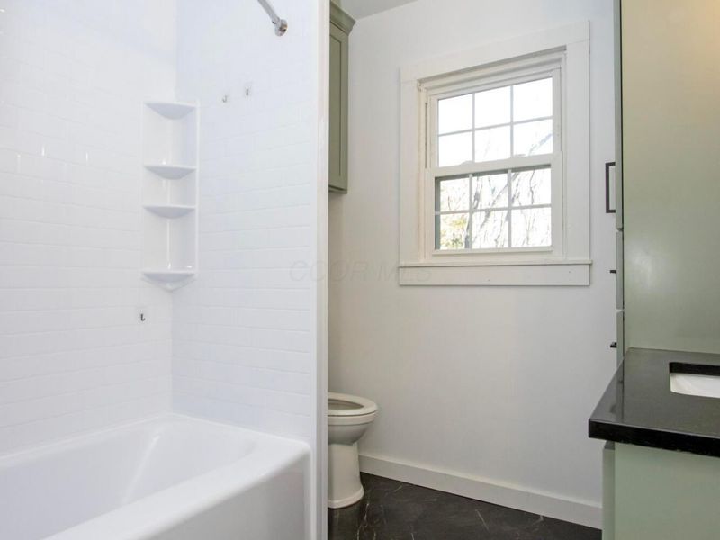 800 W Main Street, Loudonville, OH 44842 Photo 17