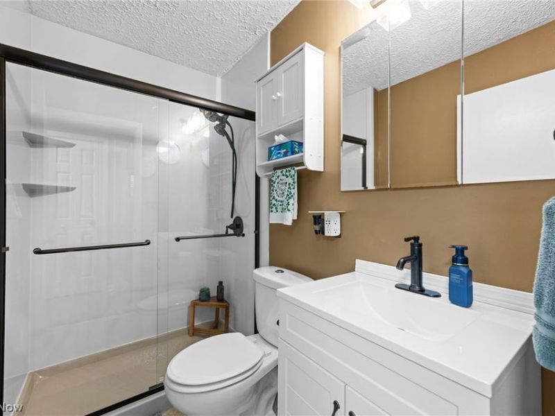 487 Bridle Lane, Berea, OH 44017 Photo 16