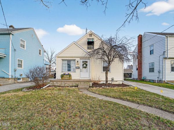 1379 Glenview Road, Toledo, OH 43614