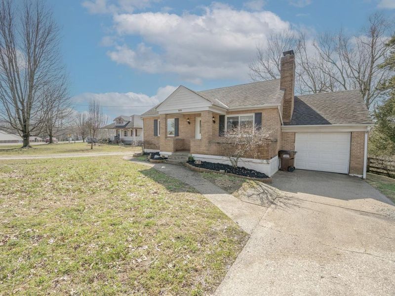 4483 Ebenezer Road, Green Township, OH 45248 Photo 2