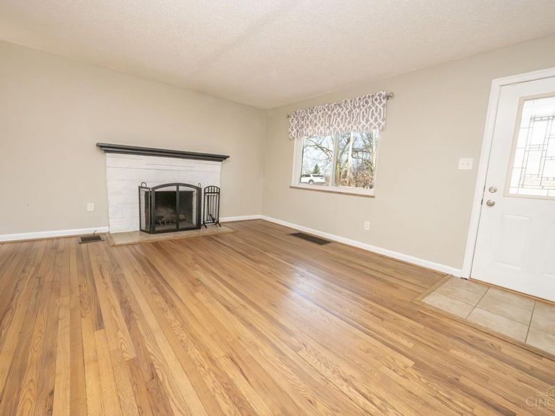 4483 Ebenezer Road, Green Township, OH 45248 Photo 4