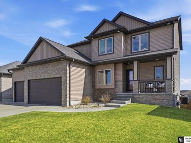 1330 Blue Spruce Drive, Lincoln, NE 68505