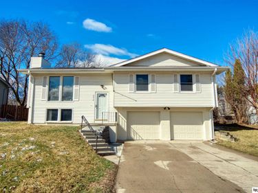 2212 N 143rd Avenue , Omaha, NE 68164