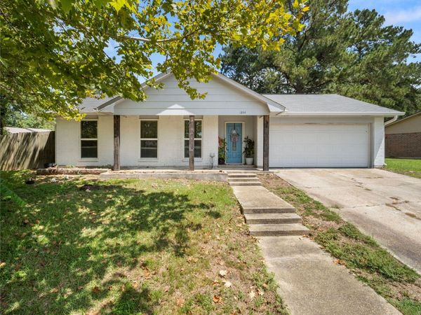 1844 Woodlawn St , DeRidder, LA 70634
