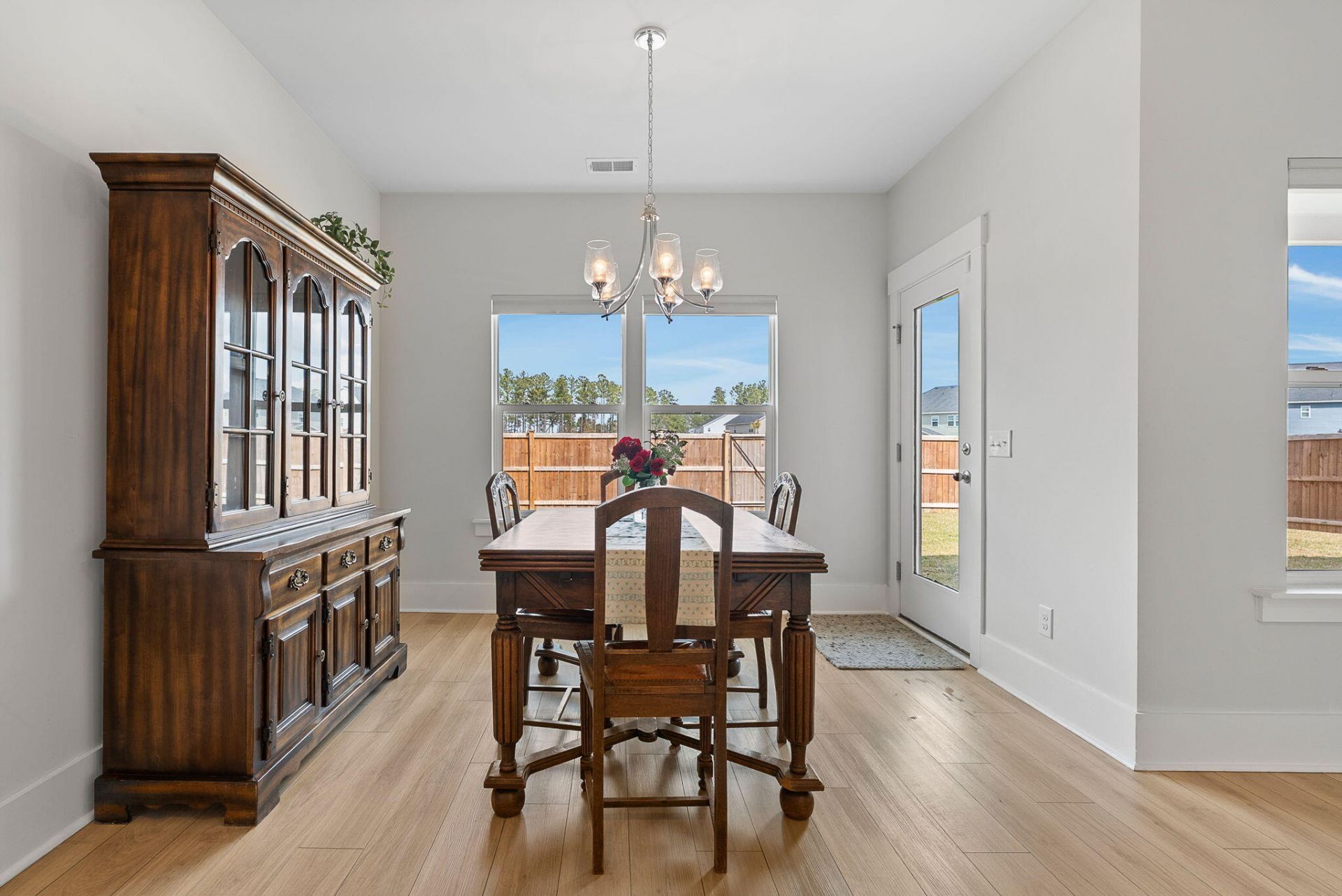 271 Lucca Drive Photo 10