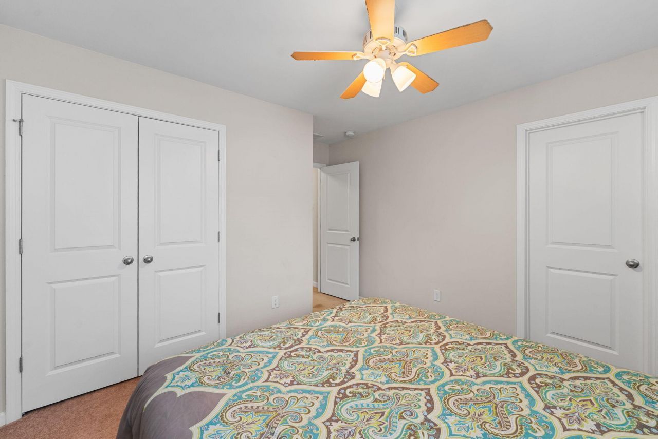 2012 Triple Crown Lane Photo 29