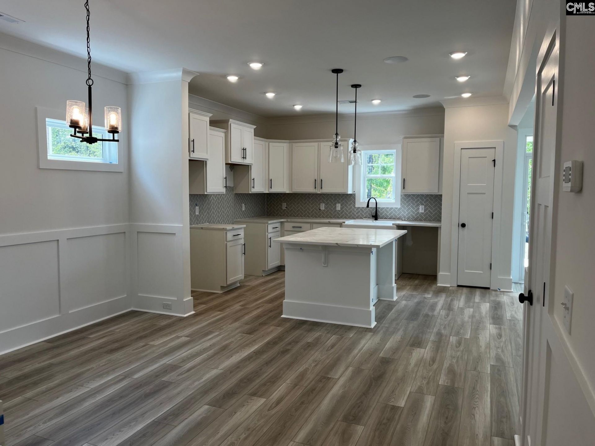 3037 Hanging Valley Road Photo 7