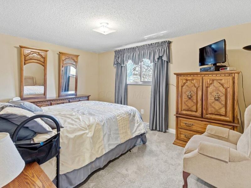 4660 Glenhaven Drive, Columbus, OH 43231 Photo 11