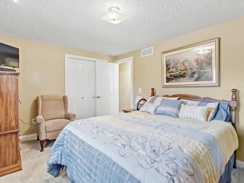 4660 Glenhaven Drive, Columbus, OH 43231 Photo 12