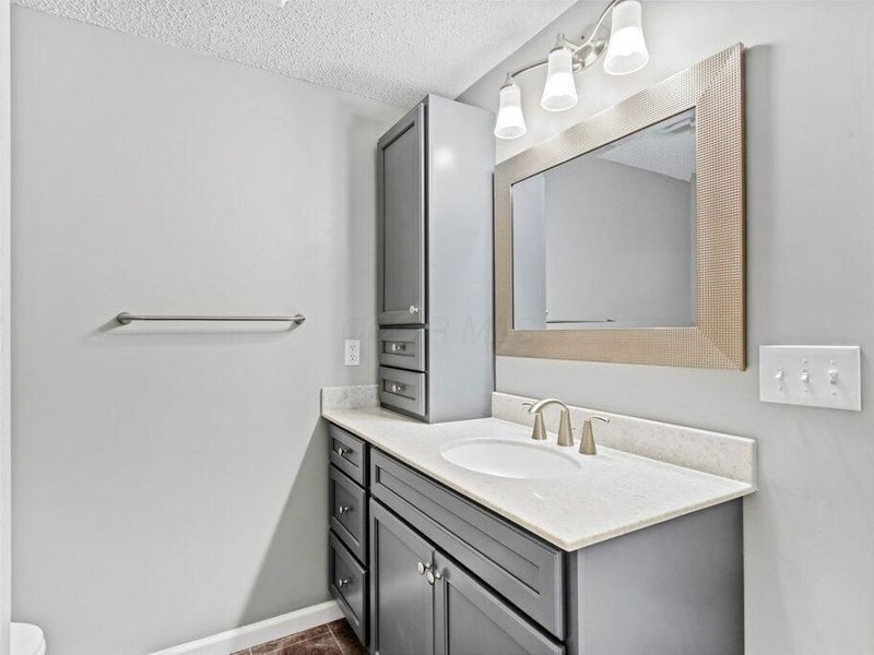 4660 Glenhaven Drive, Columbus, OH 43231 Photo 16