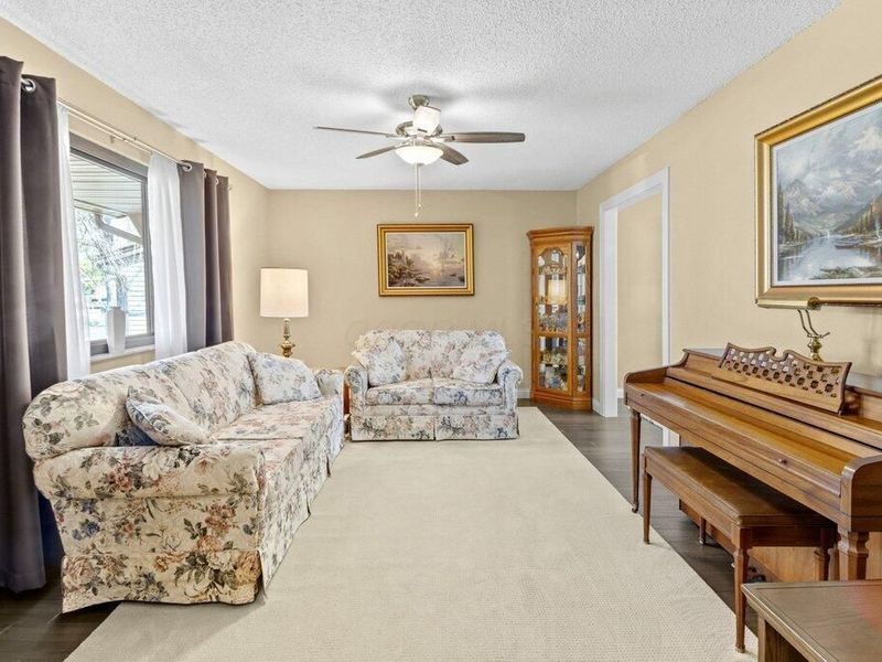 4660 Glenhaven Drive, Columbus, OH 43231 Photo 3