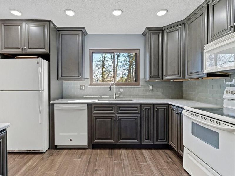 4660 Glenhaven Drive, Columbus, OH 43231 Photo 7