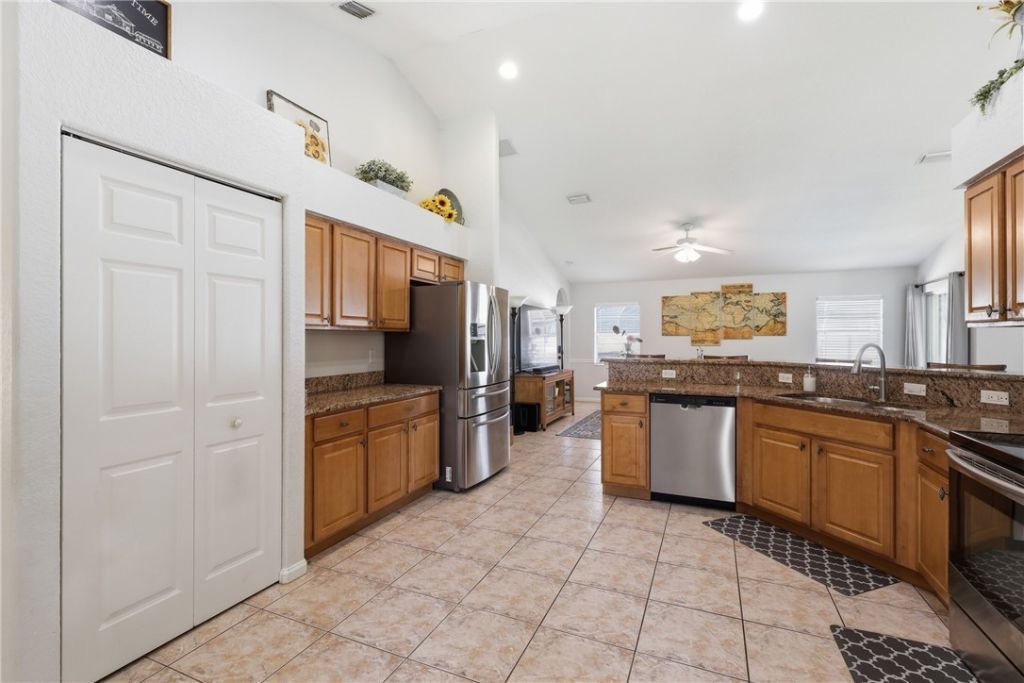 5878 Carovel Avenue, Port Saint Lucie, FL 34986 Photo